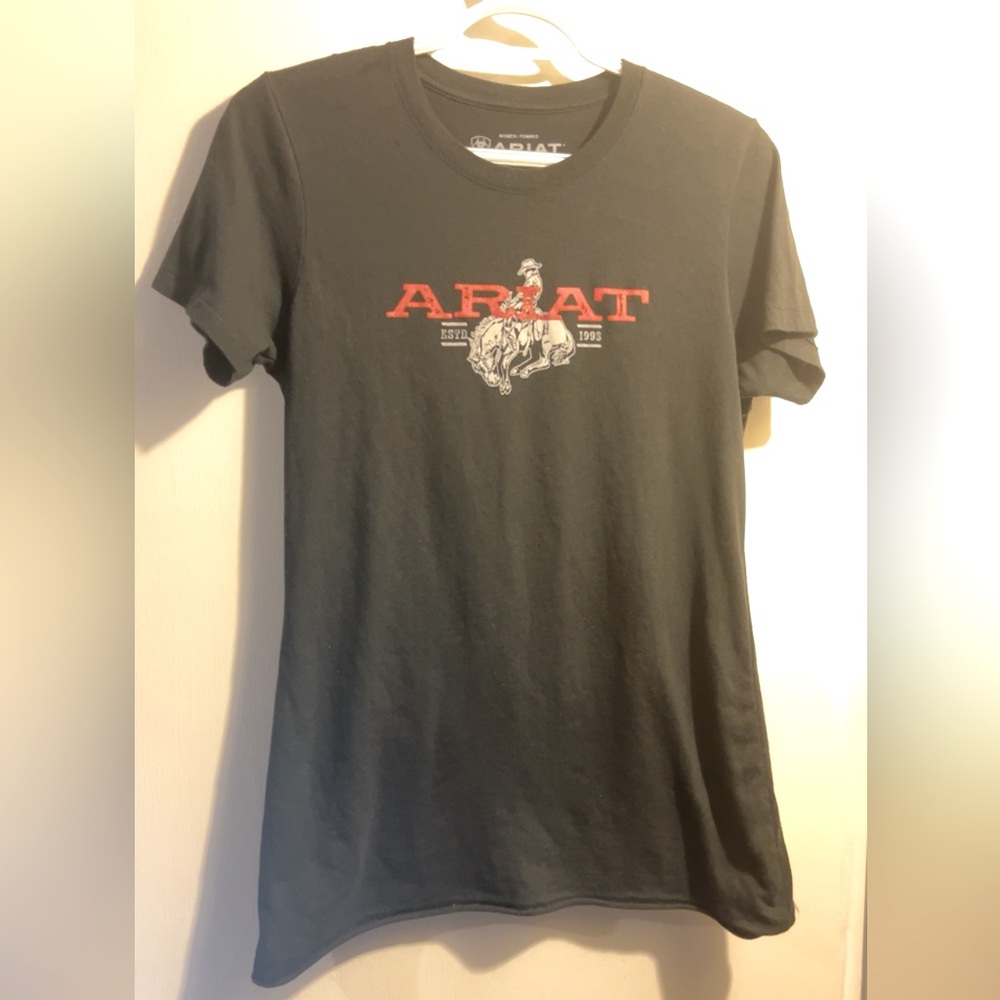 Ariat t-shirt